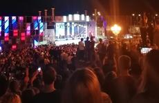 В День молодежи тысячи волгоградцев пришли на концерт Niletto