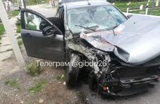 Нетрезвый ставрополец въехал в дерево и травмировал голову