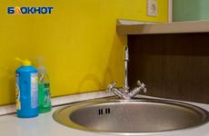 «Сейчас откачивают воду»: в Волгограде устраняют новую аварию на сетях