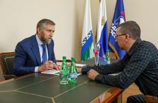 Глава НАО, секретарь регионального отделения партии «Единая Россия» Юрий Бездудный провёл приём граждан