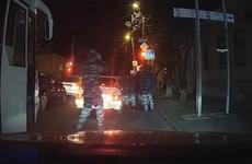 В Ростове водитель решил "быкануть" на водителя автобуса битком набитого силовиками