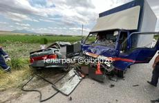 Три человека погибли в ДТП с грузовиком на Ставрополье