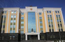 Расстреляли жертву в машине: на Дону осудили военнослужащего и его сообщника В Новочеркасске мужчина избил задержавшего его сотрудника полиции