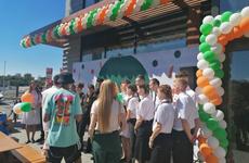 Штурм заведений «Вкусно — и точка» волгоградцами в день открытия сняли на видео