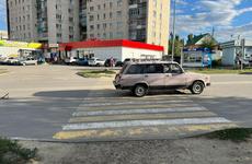 В Волгоградской области водитель сбил мать с ребенком на пешеходном переходе