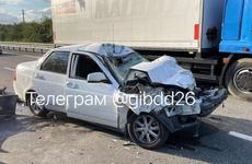 Две Lada Priora «поцеловались» на ставропольской трассе