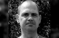 Пропавшую в Волгограде 16-летнюю девушку с бордовыми волосами нашли живой