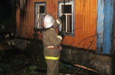 Труп 56-летнего мужчины нашли в загоревшемся доме в Воронежской области